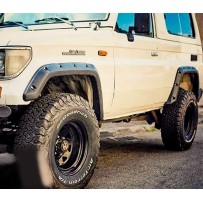 Elargisseurs d'ailes ABS + 5cm pourToyota LJ70 ou KZJ70 complet avec visserie