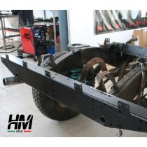 Traverse de chassis arrière pour Land Rover Defender