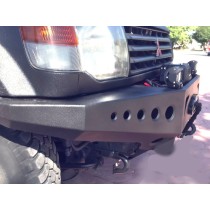 PARE-CHOCS AVANT POUR MITSUBISHI PAJERO V20