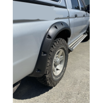 ÉLARGISSEURS DAILES POUR MITSUBISHI L200 MK  75 MM DE LARGE 1996  2006