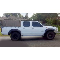 ÉLARGISSEURS DAILES POUR NISSAN NAVARA D22  LARGEUR 70 MM