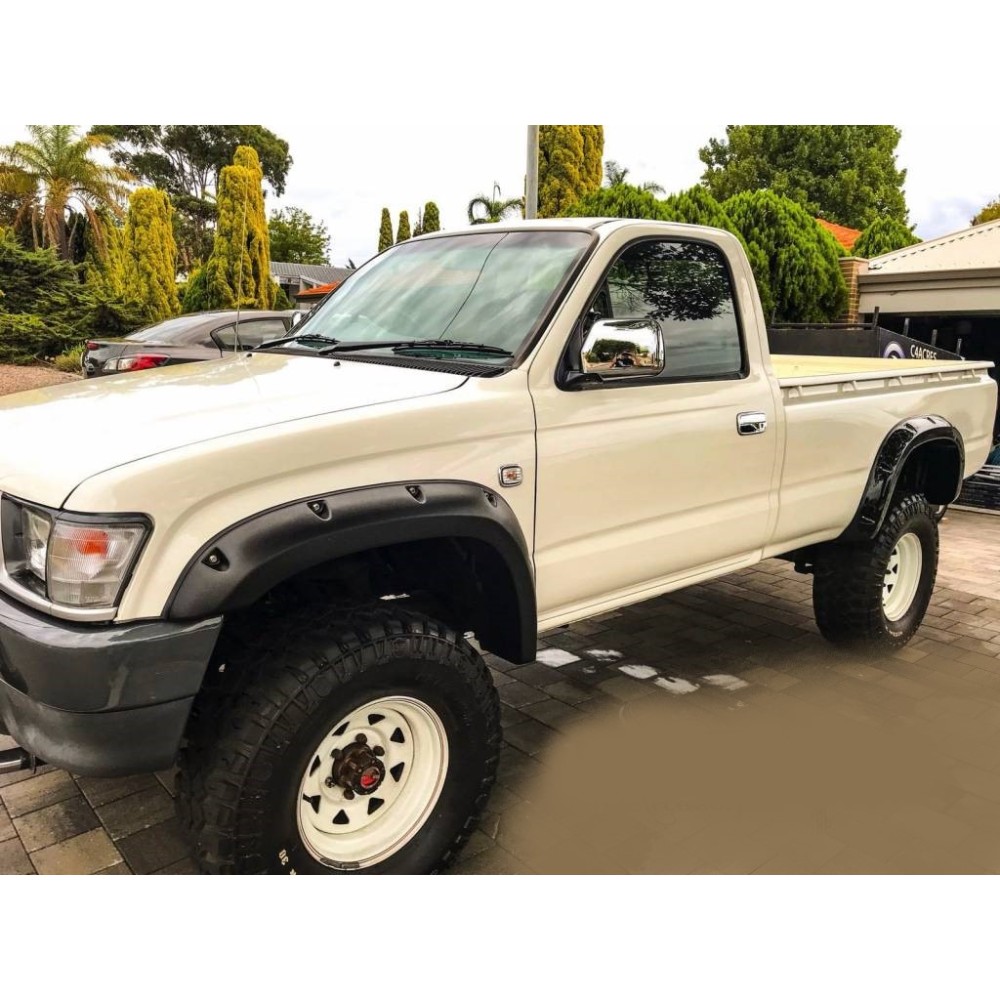 ÉLARGISSEURS D'AILE POUR TOYOTA HILUX  106 SIMPLE CABINE  95 MM DE LARGE