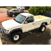 ÉLARGISSEURS D'AILE POUR TOYOTA HILUX  106 SIMPLE CABINE  95 MM DE LARGE