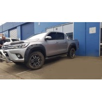 ÉLARGISSEURS D'AILES POUR TOYOTA HI-LUX (REVO)  2015 À 2019  75 MM DE LARGE, S'ADAPTENT AUX CARROSSERIES LARGES ET ÉTROITES