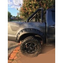 ÉLARGISSEURS D'AILES POUR TOYOTA HI-LUX 2004-2011 MONSTER (PRÉ FACE-LIFT)  LARGEUR 95 MM