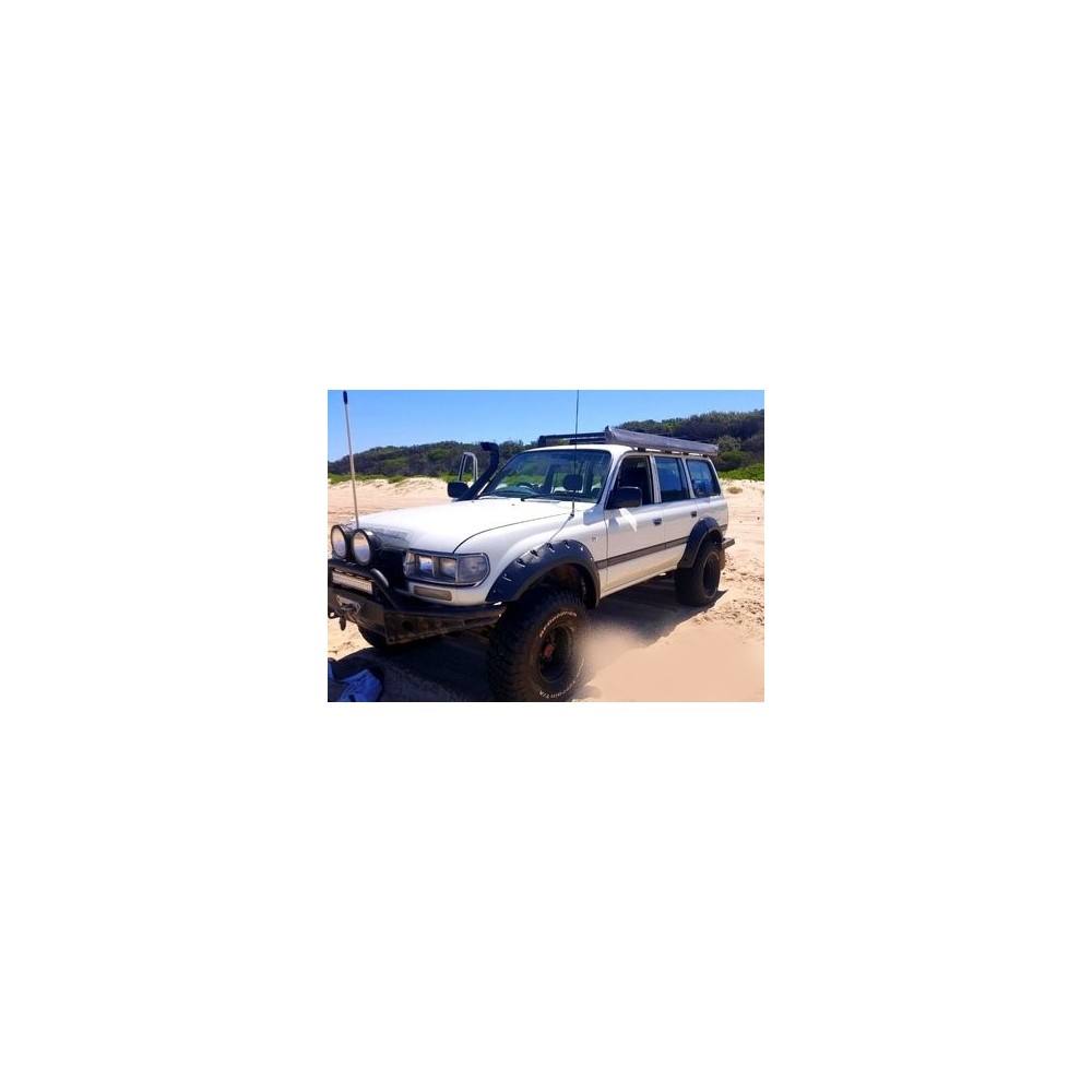 ÉLARGISSEURS D'AILES POUR TOYOTA LAND CRUISER 80/100  95 MM DE LARGE
