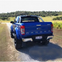 ÉLARGISSEURS D'AILES FORD RANGER PX1 & PX2  FINITION LISSE  55 MM DE LARGE