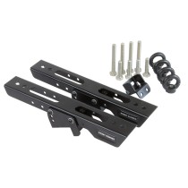 Supports latéraux pour plaques de franchissement et de l'équipement