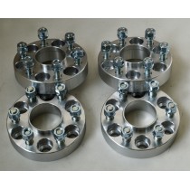 ENTRETOISES DE ROUES ALU 30MM AVEC CENTRAGE NISSAN NAVARA D40 (DEPUIS 2005),  NAVARA D23 (DEPUIS 2017) ET PATHFINDER (6x114,3)