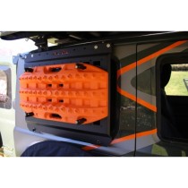 PLAQUE EXTERIEURE ALU-CAB POUR SUZUKI JIMNY coté droit et gauche