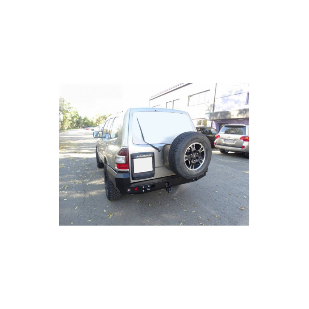 PARE CHOC ARRIERE F4X4 POUR MITSUBISHI PAJERO 3 LONG