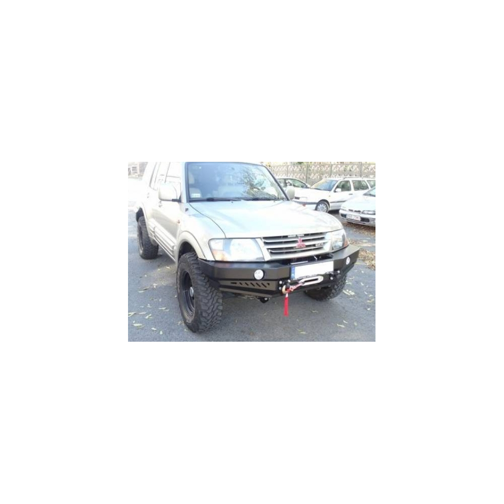 PARE CHOC AVANT DE REMPLACEMENT F4X4 POUR MITSUBISHI PAJERO III DE 1999 A 2006