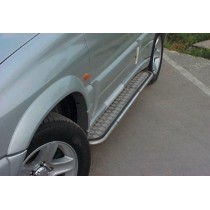 Marchepieds en acier inoxydable - SUZUKI GRAND VITARA modèle 3 portes (jusqu'à 2005)