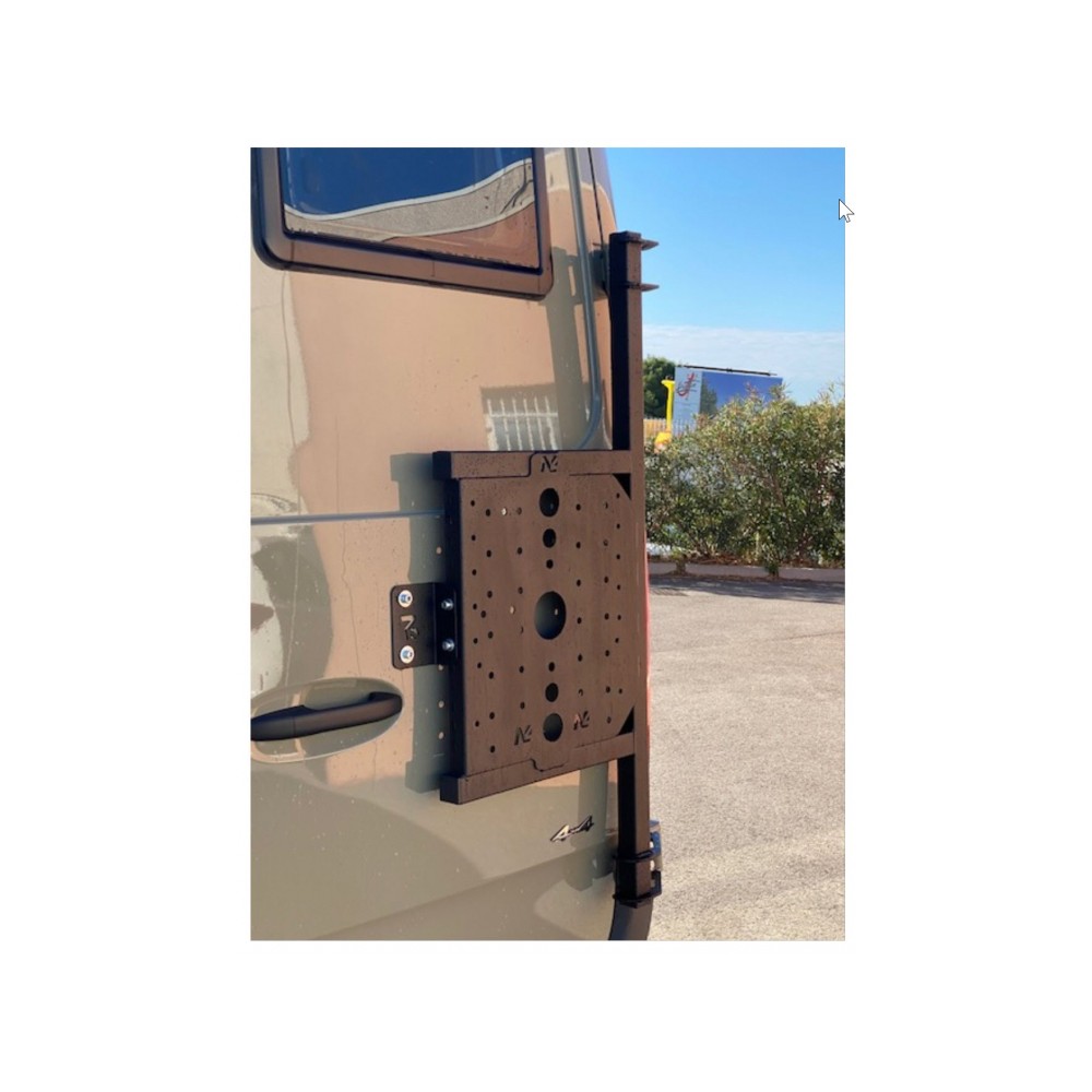 Porte tout sur porte arrière droit Sprinter III après 2018 INOX