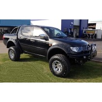 ÉLARGISSEURS DAILES POUR MITSUBISHI L200 ML/MN  LARGEUR 95 MM