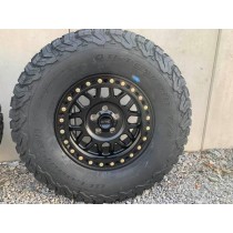 Jante aluminium 8,5 x 17 ET+18 KMC BEADLOCK Jeep KMC KM235 GRENADE DESERT