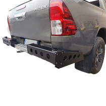 PARE-CHOCS ARRIÈRE CARRÉ POUR TOYOTA HILUX REVO (2015+)
