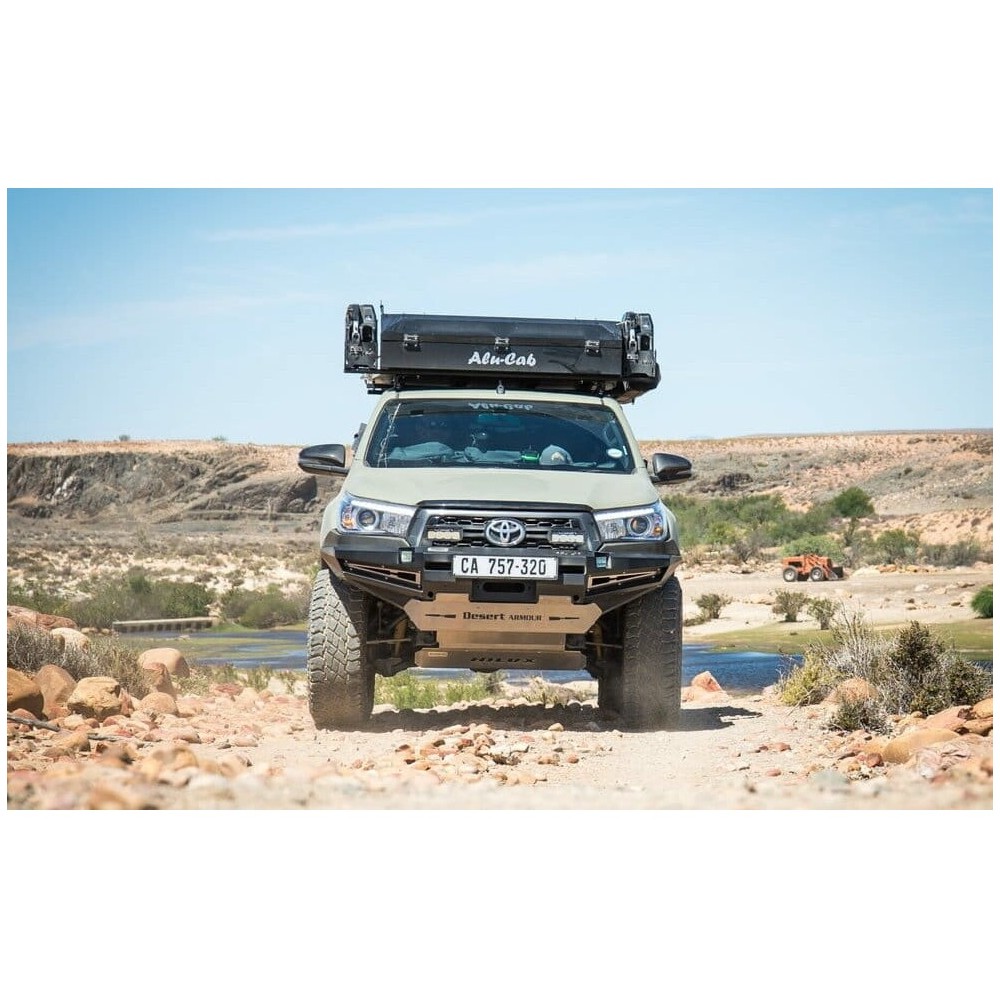 Coffre de toit noir 250L Alu-Cab : rangement sécurisé 4x4 robustes   Coffre de toit noir 250L Alu-Cab : rangement sécurisé 4x4 robustes
