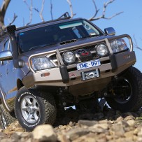 Pare-chocs Winch Bar ARB Vigo : acier, robustesse, treuil 4x4