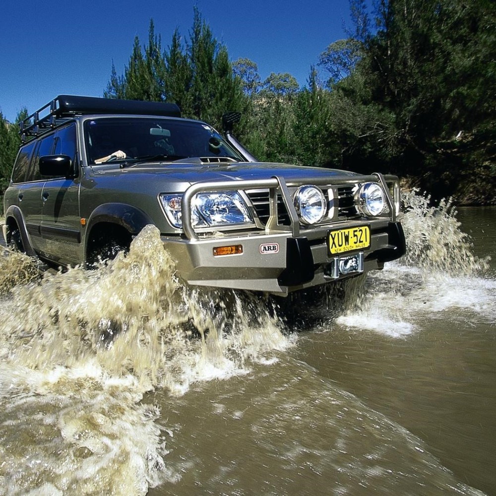 Pare-chocs Winch Bar ARB Patrol Y61 avant 05 - Robuste, idéal 4x4
