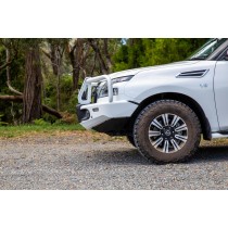 SUMMIT COMBAR SUIT Y62 SER5 AF2O ARB : Pare-chocs 4x4 Offroad