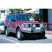 Pare chocs winch bar ARB Pajero III DID avant : robustesse 4x4