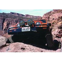 Pare-chocs Winch Bar ARB Wrangler TJ : robustesse & style 4x4