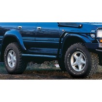 Marche pieds ARB S/RAILS/STEPS 80 : Protection 4x4 robuste