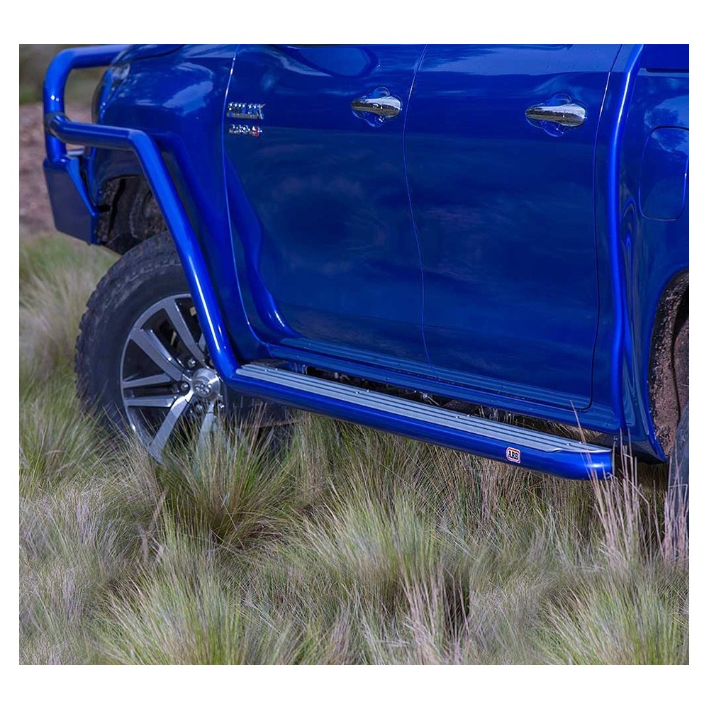  SUMMIT STEP SECTION ARB pour Hilux SC 15+, Protection 4x4 robuste 