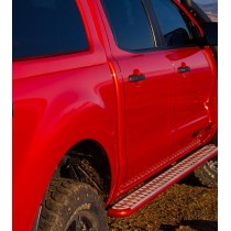 Marche Pieds ARB SUMMIT BT50/DC/EC : Protection 4x4 Robuste