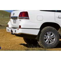 PC AR VDJ200 ARB : Protection 4x4 robuste pour Toyota Land Cruiser