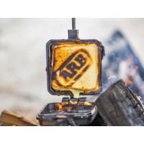 ARB Toastie Brander : Grillez vos sandwichs au feu, spécial bivouac