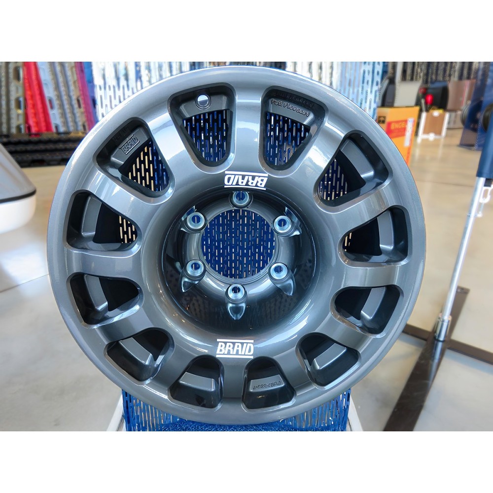 Jante alu Braid Fullrace grise 7x16 Toyota Hilux Vigo Revo