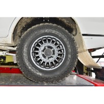 Jante Alu Braid Winrace Grise 17" pour Toyota Land Cruiser
