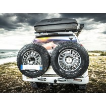 Jante alu Braid Winrace grise 17" pour Hilux, Land Cruiser, FJ Cruiser