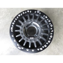 Jante alu Braid Winrace Beadlock 17" grise Toyota VDJ200 robuste