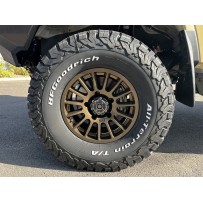 Jante alu Braid Winrace Bronze 7x16 idéale Land Cruiser 70