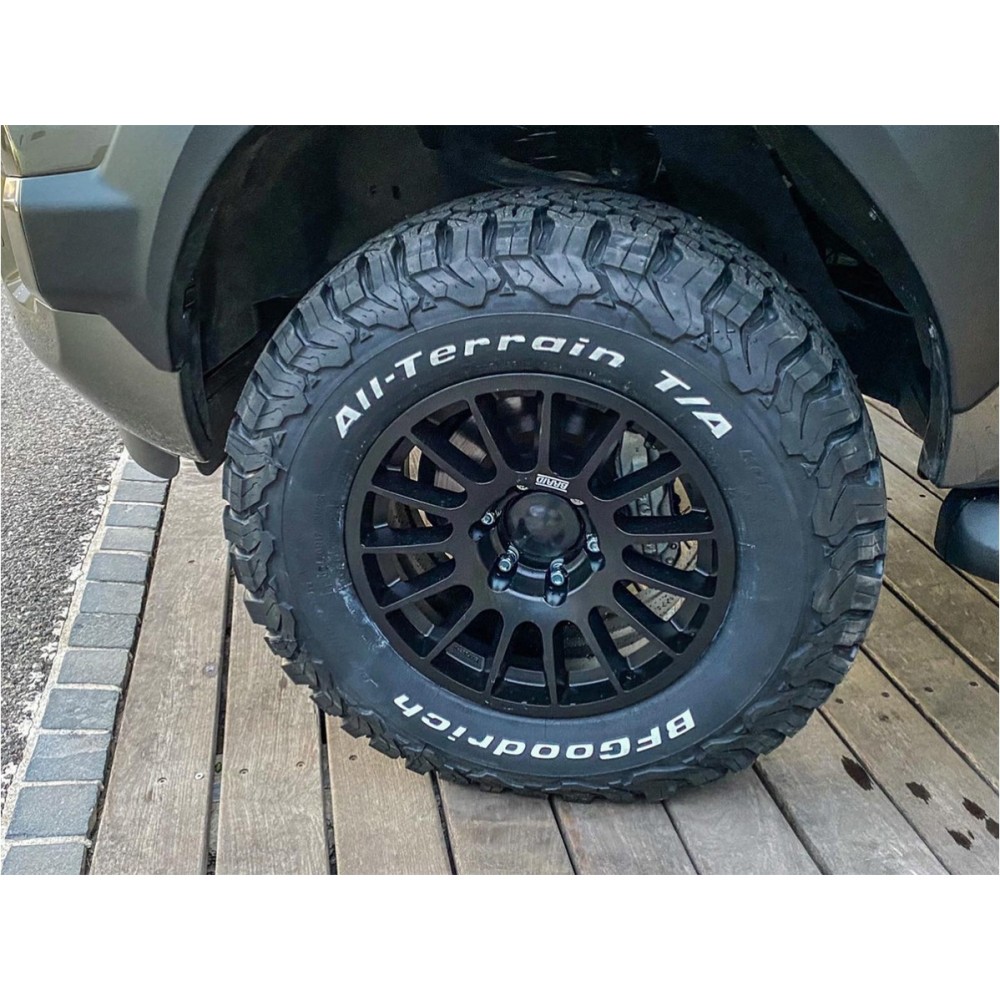 Jante alu Braid Winrace S noire 8x17 Toyota Hilux, Land Cruiser