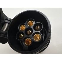 Adaptateur 13 broches auto 7 remorque DTC Parts pas cher