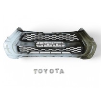 Calandre TRD Hilux Revo 2021 2.8D4-D - Style et Robustesse Toyota