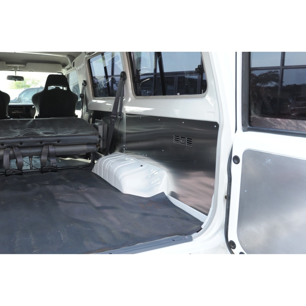 Habillages latéraux alu 2.5mm Land Cruiser 70 N4-Offroad robustes