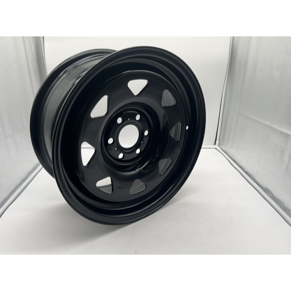 Jante acier noire 7x16 Nissan Navara D40 D23 – Robuste et stylée