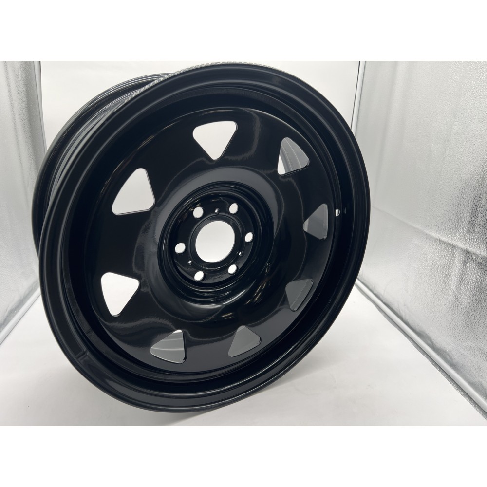 Jante acier noire 7x17 N4-Offroad Nissan Navara et Mercedes
