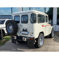 Jante acier grise N4-Offroad 7x16 pour Toyota Land Cruiser
