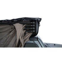 Auvent Batwing droit Rhino Rack : ombre 270° pour bivouac offroad