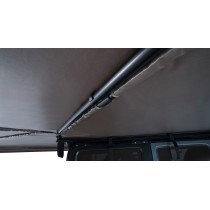 Auvent Batwing droit Rhino Rack : ombre 270° pour bivouac offroad