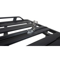 Pioneer Ratchet Grab Rhino Rack : Sécurisez vos charges Offroad
