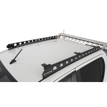  Rhino-Rack Backbone Toyota Hilux : Montage robuste pour galerie toit 