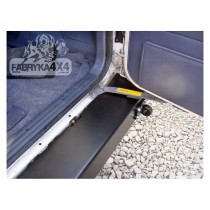 Pare-chocs arrière – Toyota Land Cruiser J90 (3 PORTES) – SANS EXTENSIONS D'AILES