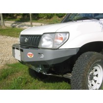 Pare-chocs avant avec plaque de treuil – Toyota Land Cruiser J90 / J95  – AVEC EXTENSIONS D'AILES